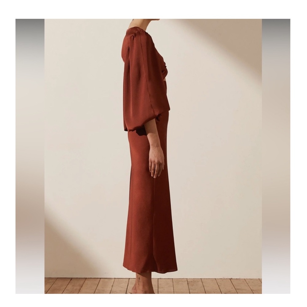 ShonaJoy Luxe Twist Front Ballon Sleeve Midi Dress in Sangria Size 6